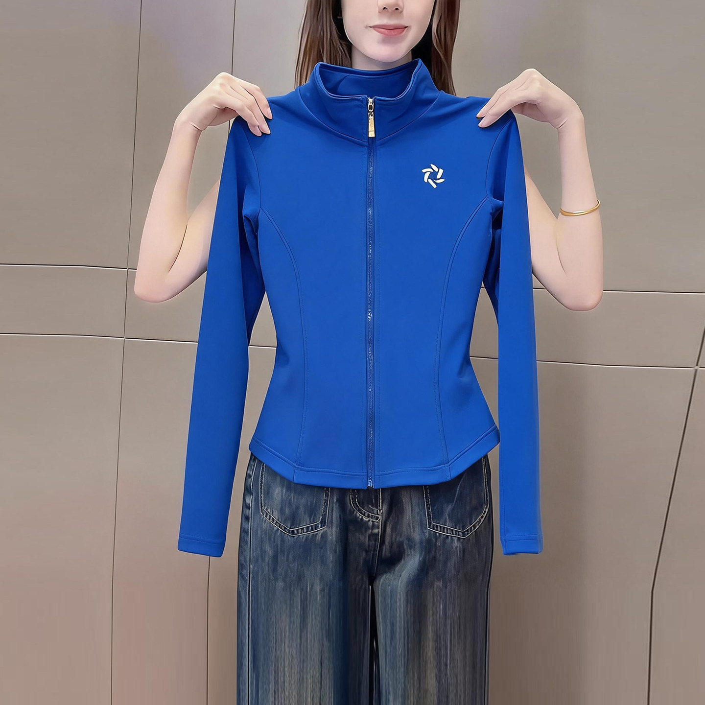 时尚漂亮蓝色立领拉链长袖t恤女秋季新款修身百搭透气运动风上衣