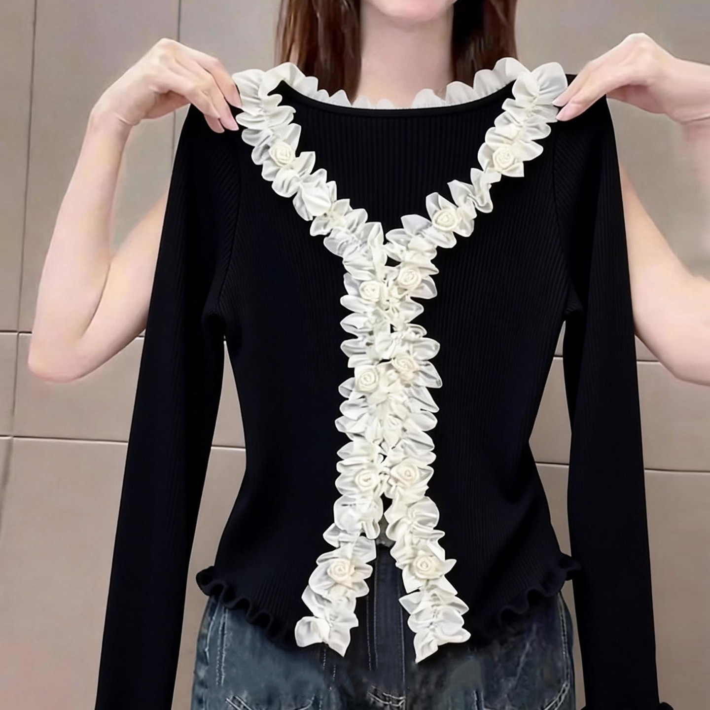 高端洋气拼接花边设计感v领长袖t恤女早春季今年新款气质小衫上衣,女装/女士精品,大码内搭,淘宝优惠券,粉丝福利购,淘宝优惠卷