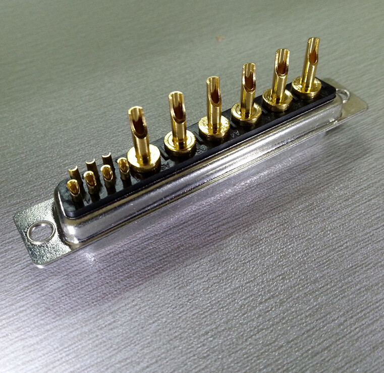 混合大电流DSUB13W6焊线公母插头