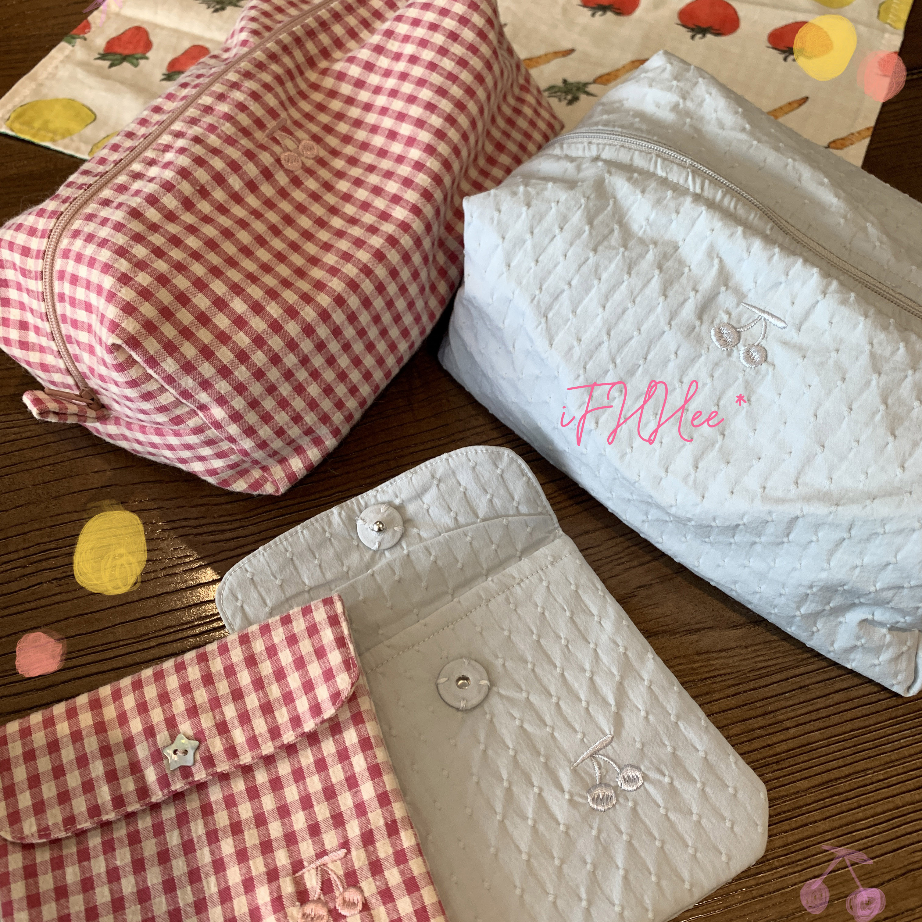 iFHHee  软乎乎100%棉 樱桃刺绣化妆包 收纳包