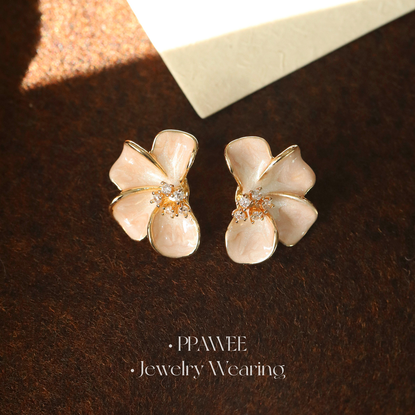 樱粉杏|粉色珐琅花朵耳饰秋冬2026巨好看耳钉独特绝美高级感耳环,饰品/流行首饰/时尚饰品新,耳钉,淘宝优惠券,粉丝福利购,淘宝优惠卷