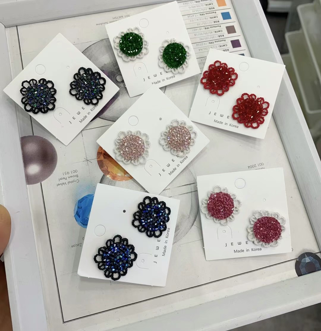 韩国进口新款饰品砂糖布艺花边太阳花高级感小众S家水晶耳钉耳环