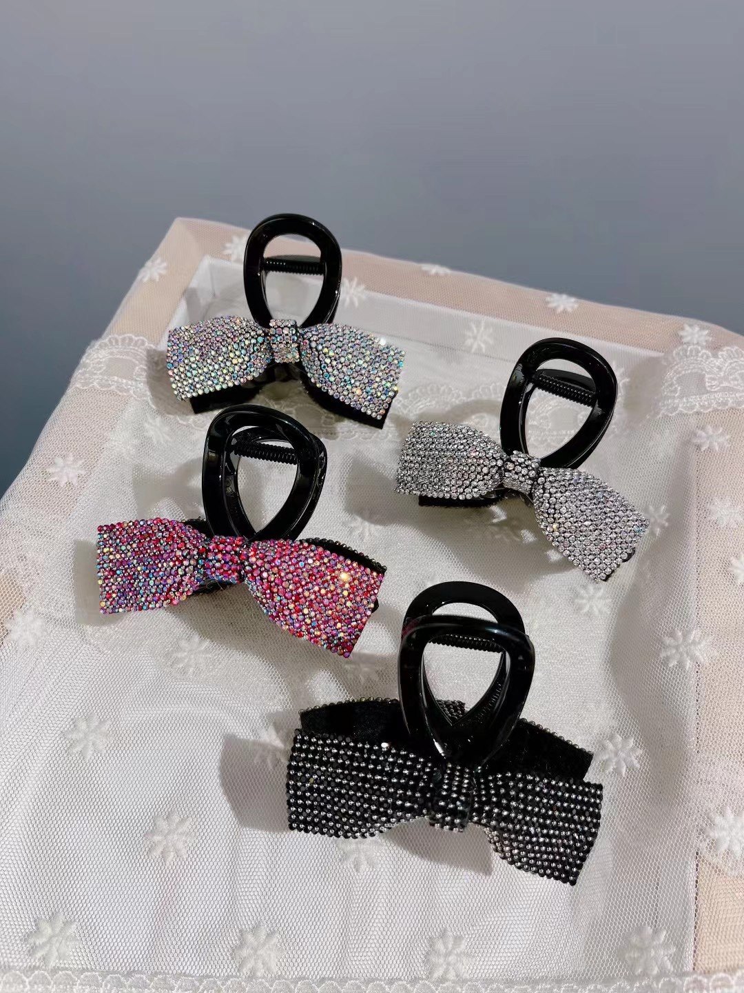 水钻蝴蝶结闪亮半扎鲨鱼夹发夹