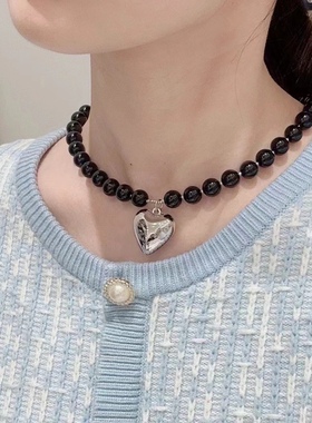 黑色串珠爱心小众高级项链锁骨链