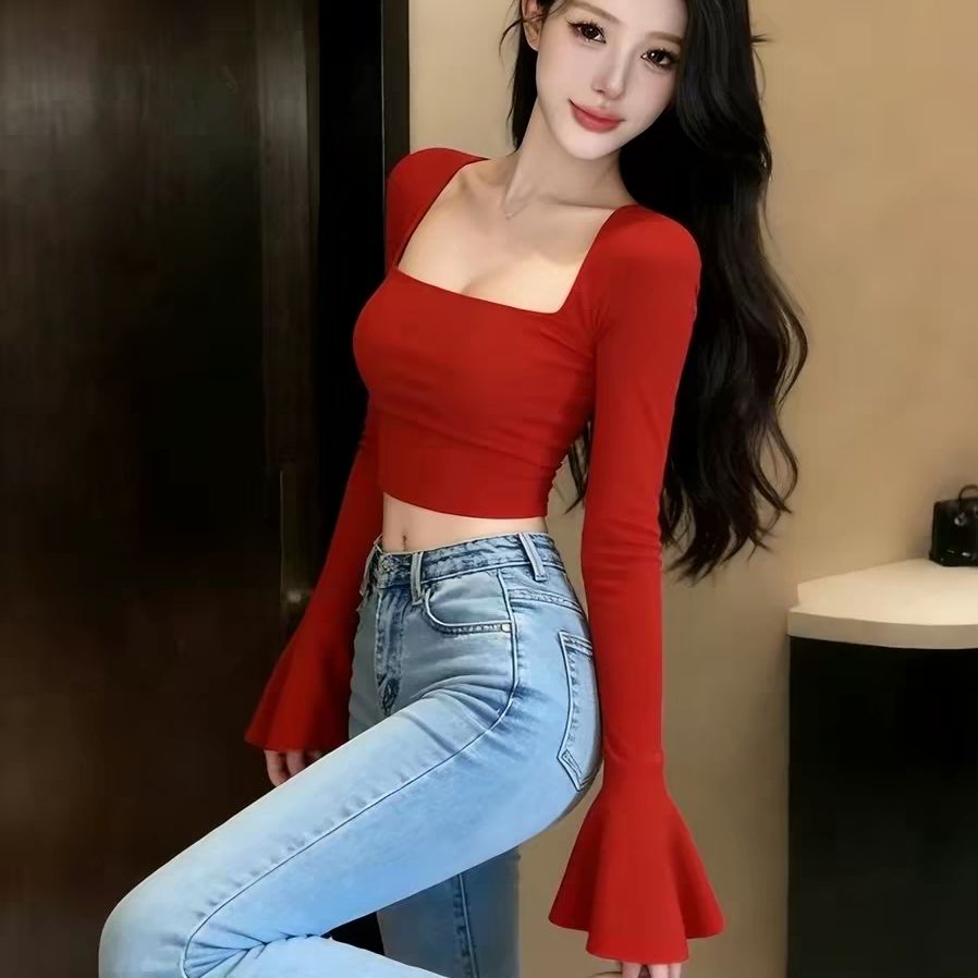 复古辣妹红色性感方领喇叭袖t恤女春季紧身露脐短上衣内搭打底衫