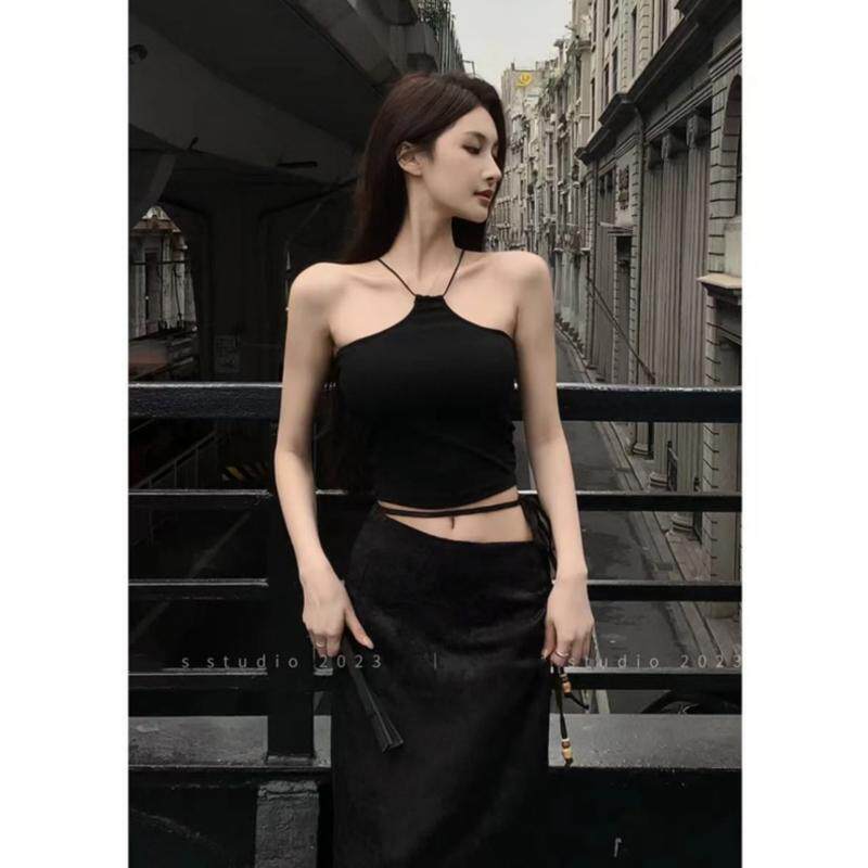 辣妹性感黑色挂脖吊带背心女夏季纯欲风设计感修身短款上衣内搭女