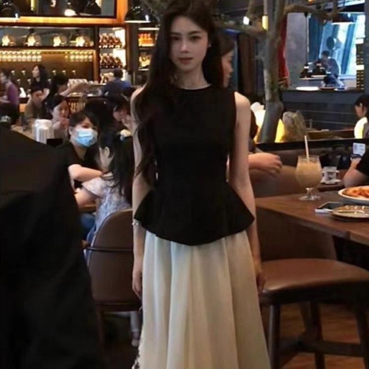 气质名媛无袖背心女夏季新款设计感外穿收腰修身显瘦百搭小衫上衣