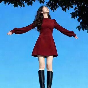 春季富家千金感穿搭高端精致高级感重要场合小香风红色a字连衣裙