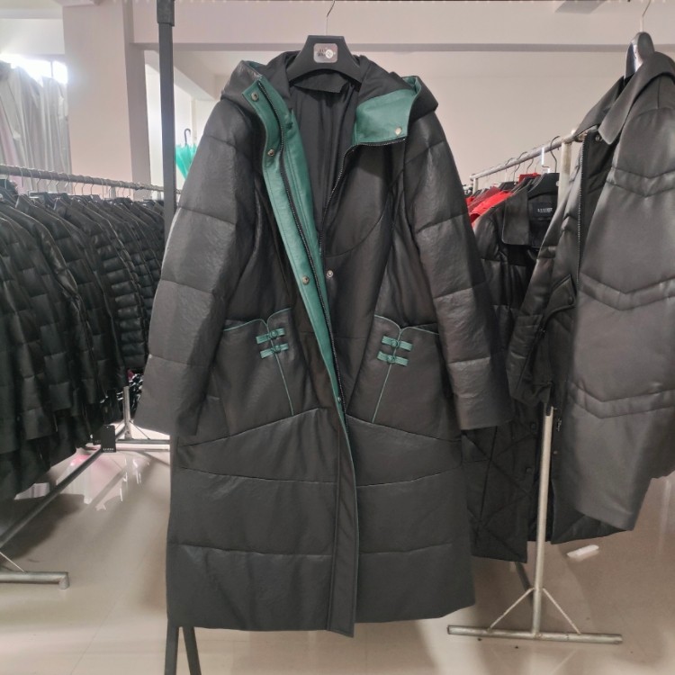 海宁真皮羽绒服女2022新款秋皮衣