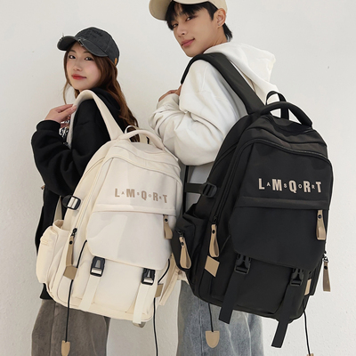 青少年男生大容量减负护脊书包