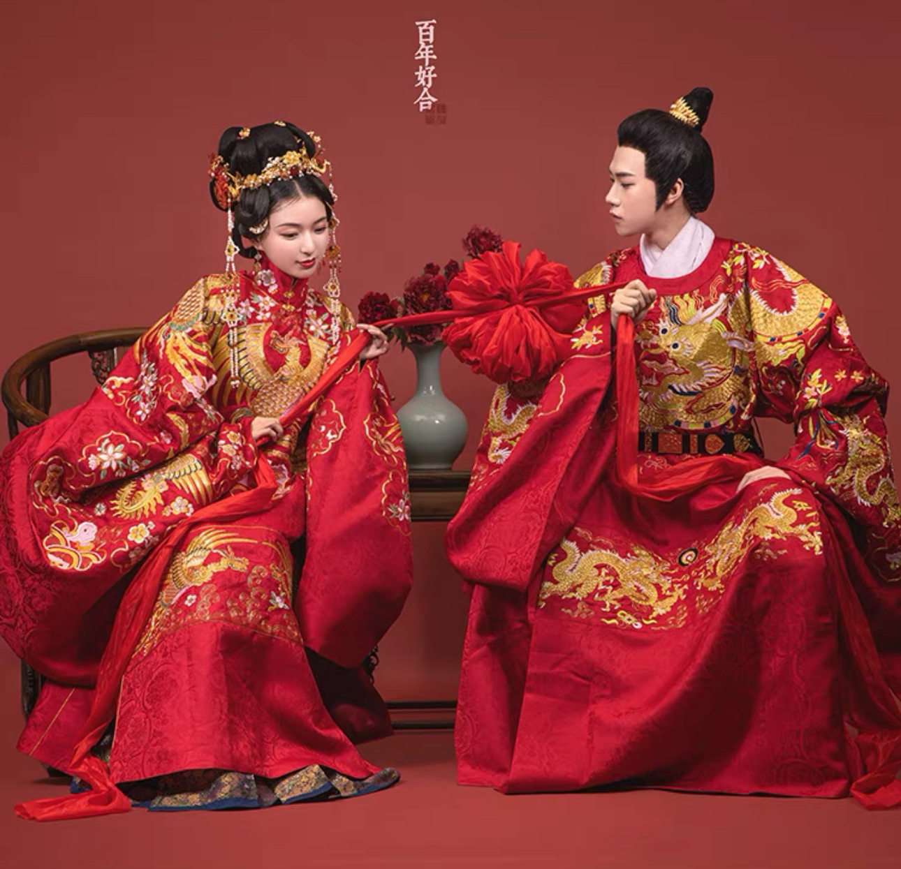 【四月汉服出租】逸仙居逸百年好各霞帔重工金通盘金绣明制婚服