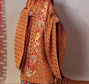 【出租】云河千色龙凤呈祥盘金绣花金通汉服婚服方领补服敬酒服