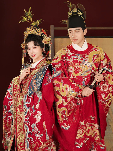 【出租】桃花序百鸟朝凤明制婚服重工中式嫁衣凤冠霞帔汉服男女款