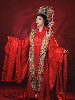 【出租】锦瑟衣庄 汉服长宁三婚服明制女款 四海升平 凤冠霞帔