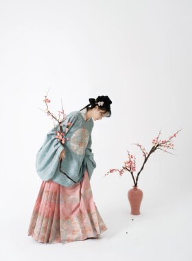 桑瑶记明制汉服伴娘出租