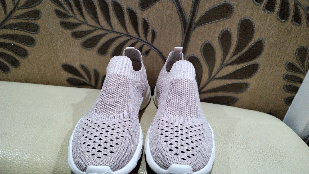 夏季懒人鞋一脚蹬女鞋23年新款软底透气运动鞋轻便舒适孕妇开车鞋