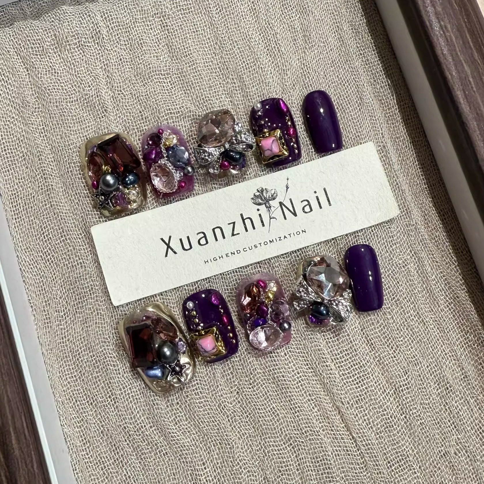 【紫气东来】新年战甲奢华爆闪显白高级短款紫醉金迷纯手工穿戴甲,彩妆/香水/美妆工具,穿戴甲/甲片,淘宝优惠券,粉丝福利购,淘宝优惠卷