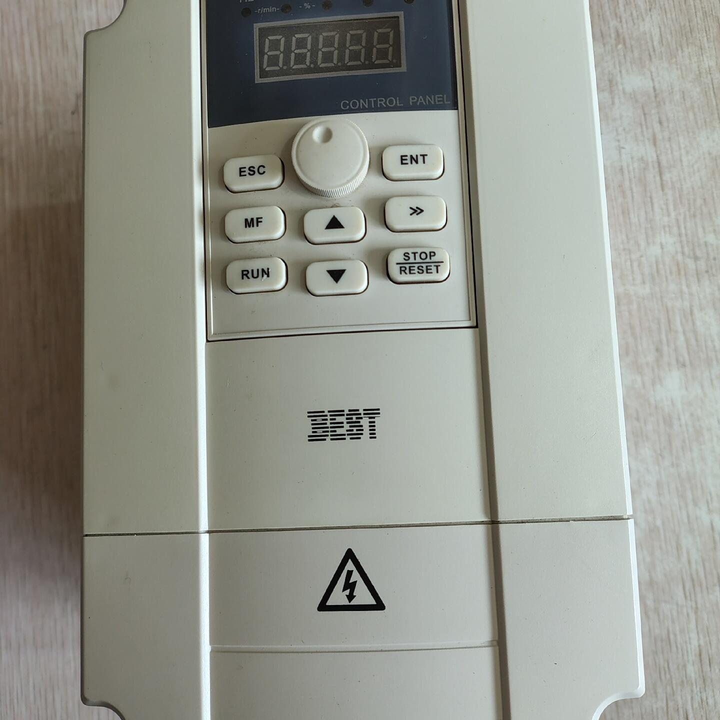 贝士德变频器FC300-7.5G-S2-B4C  拆机7