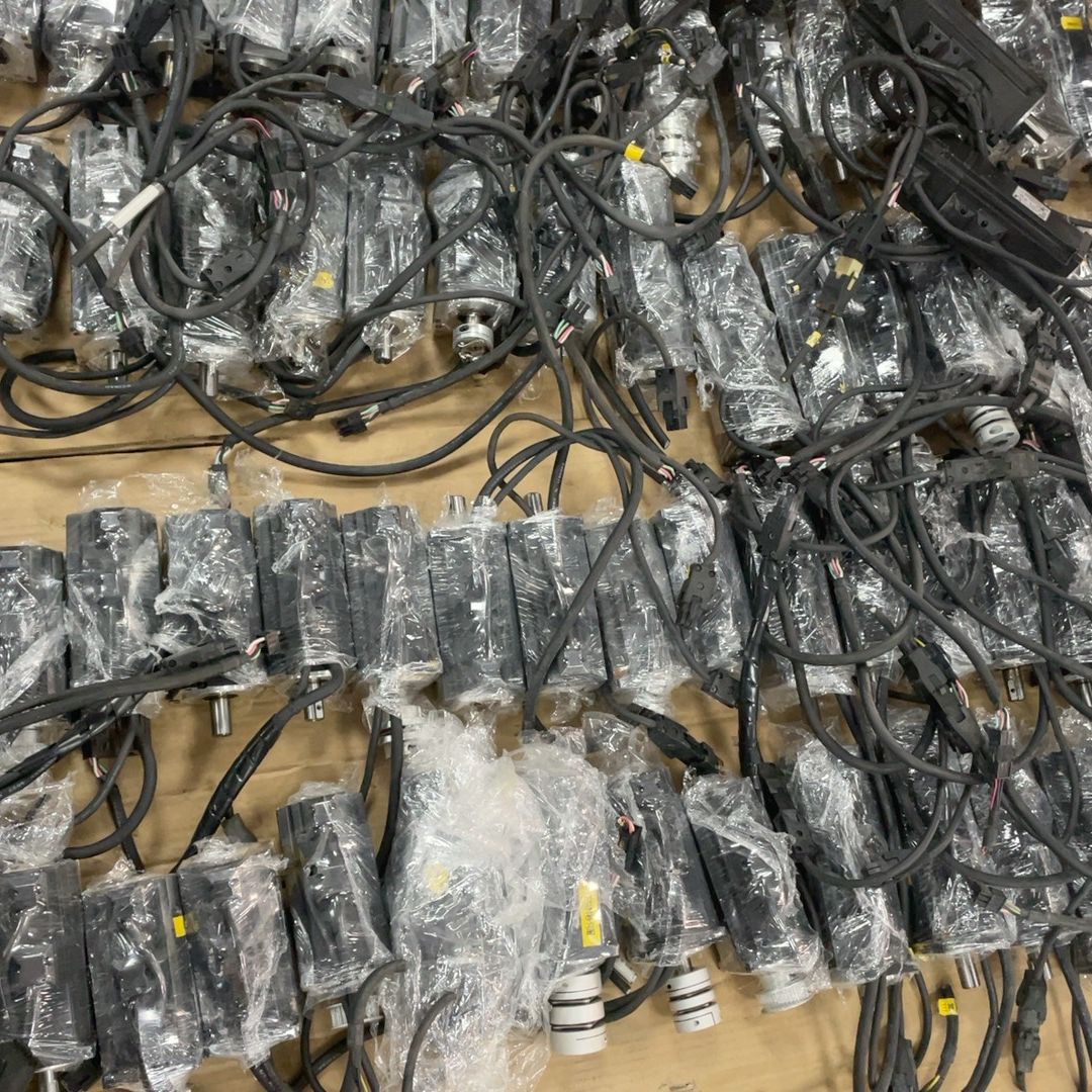 ISMH1-40B30CB-U231Z 汇川伺服电机 0.4