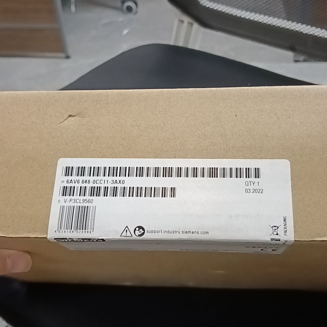 6AV6 648-0CC11-3AX0