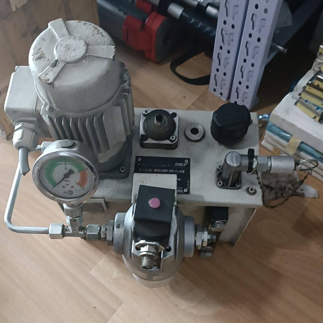 SKF自动润滑泵电动齿轮泵MFE5-BW7-V57-T+