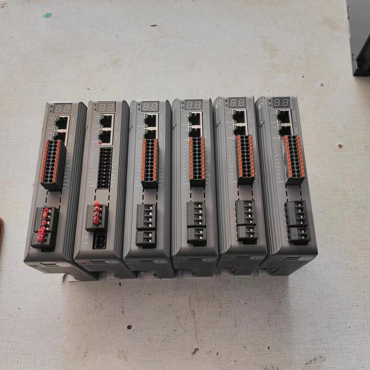 雷赛86总线驱动器 DM3－EC882AC 现货六台 工程剩