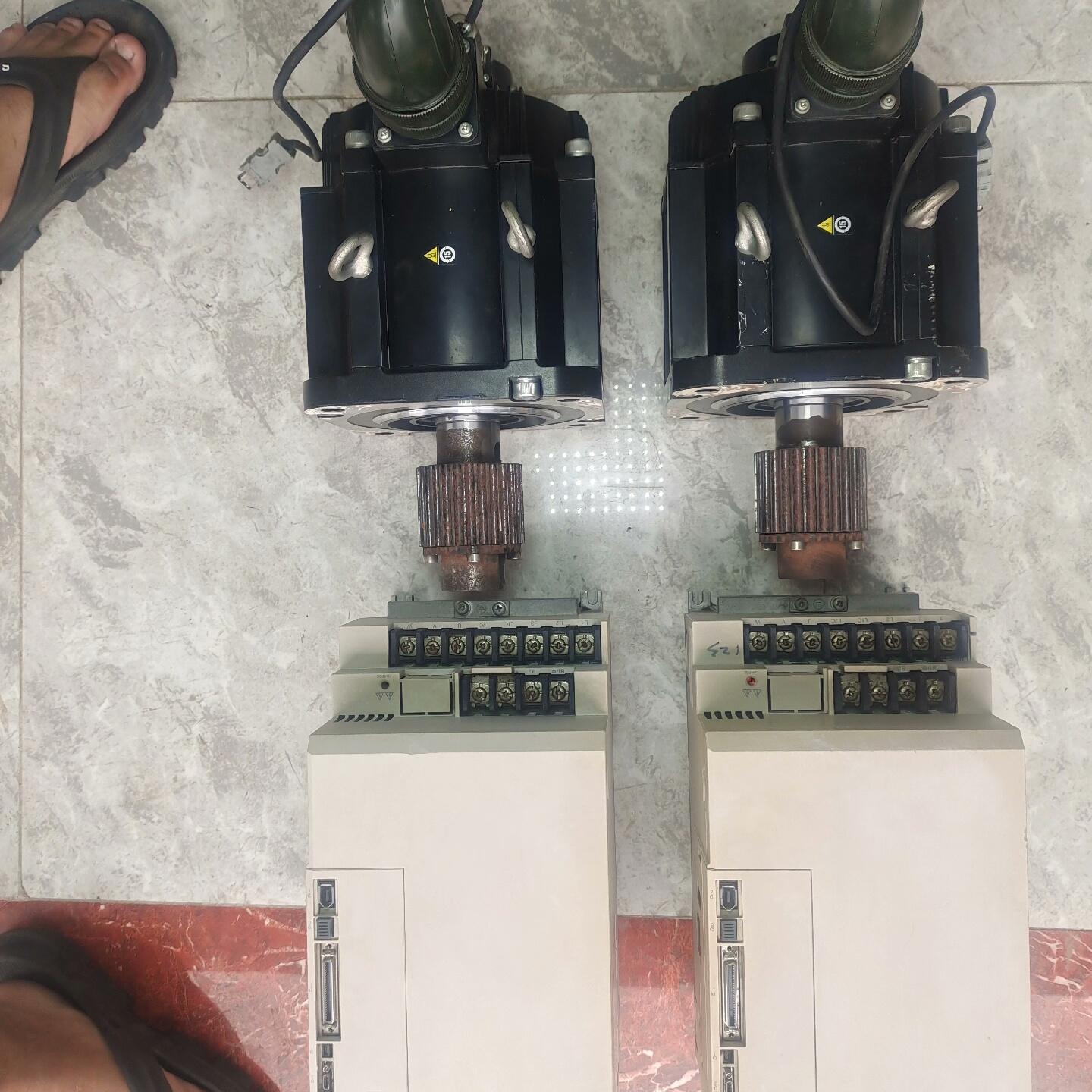 安川伺服电机驱动器SGD7S-470A00A002 6KW(