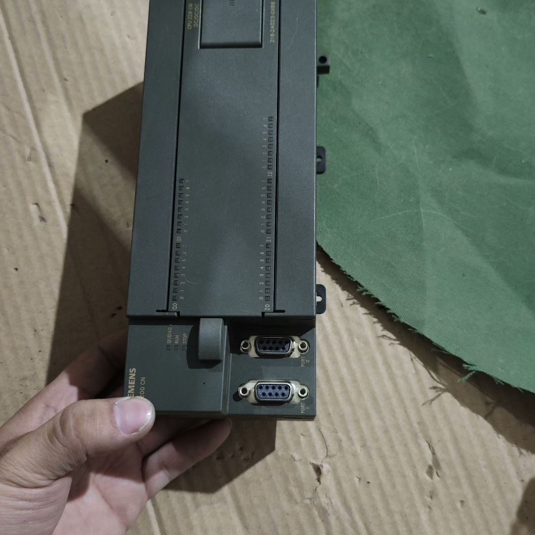 S7-200 PLC 型号CPU226 CN 编号6E