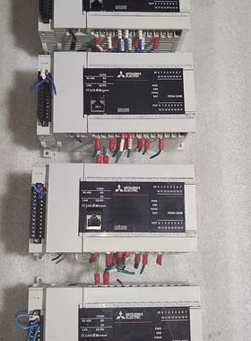 几乎PLC FX5U-32MT/ES 带FX5-4A