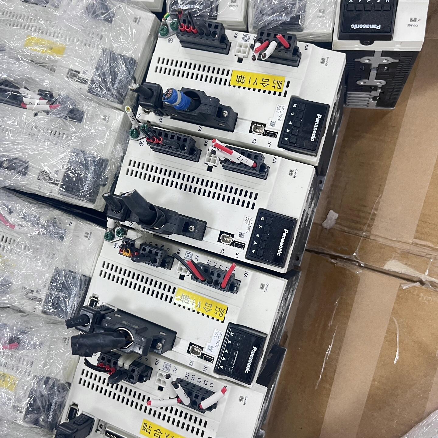 伺服MDDLN45SL MDDLT45SM