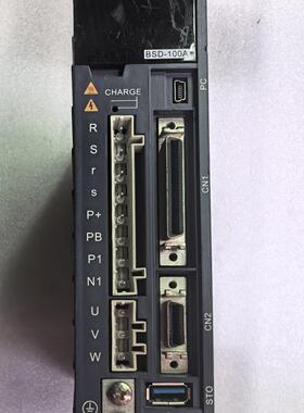 百晟伺服驱动器BSD-100A 220V输入 功能完好。实物