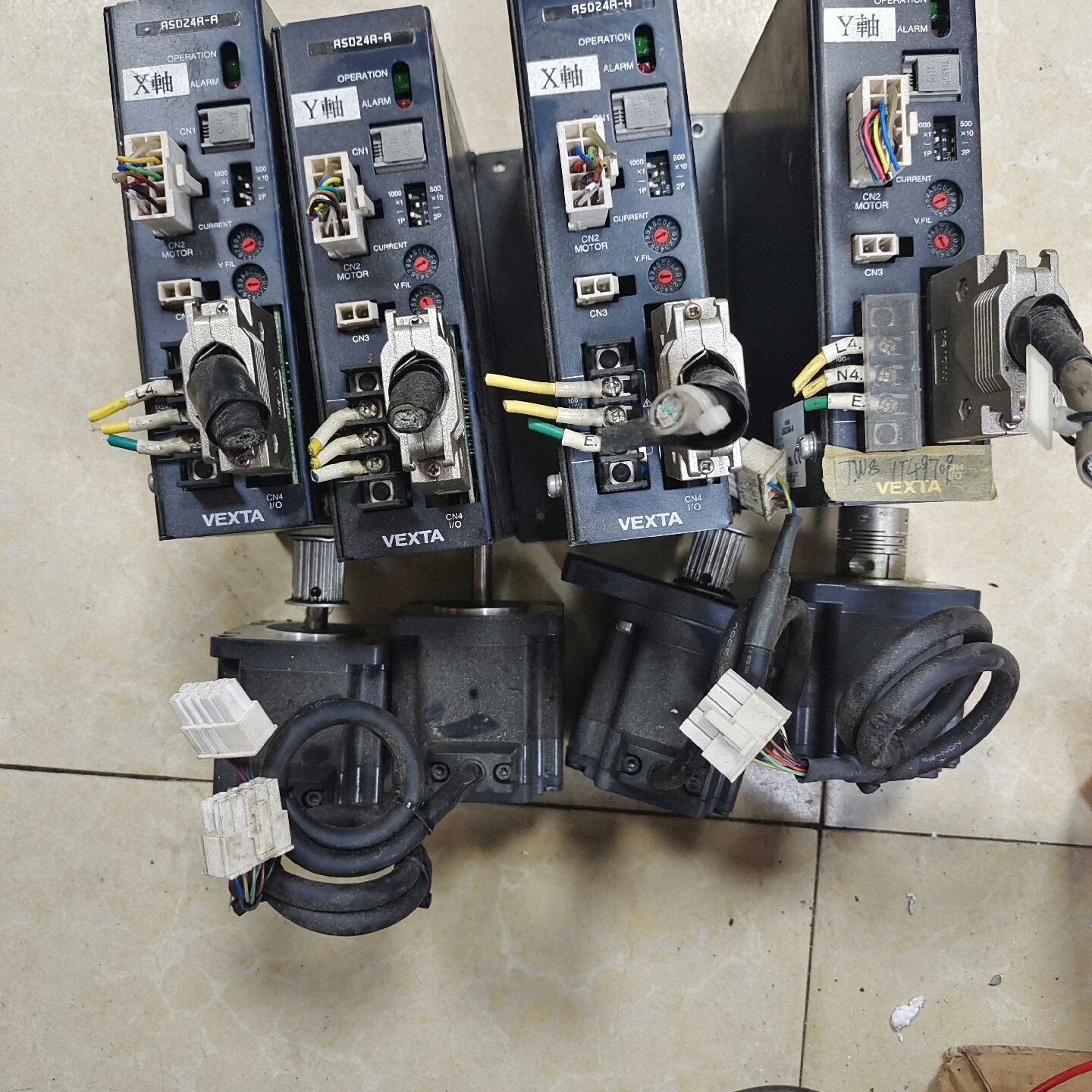 东方步进驱动ASD24A-A 电机ASM66AA成色漂亮功能