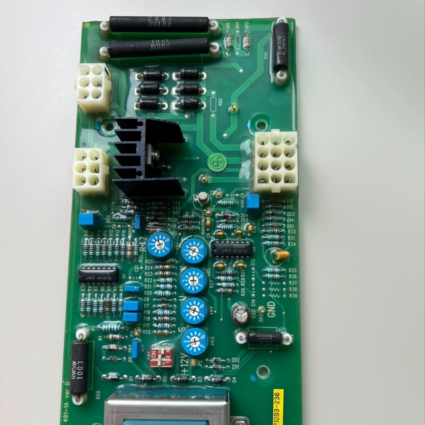韩国现代AVR调压板 型号6GA2-491-1A VER B