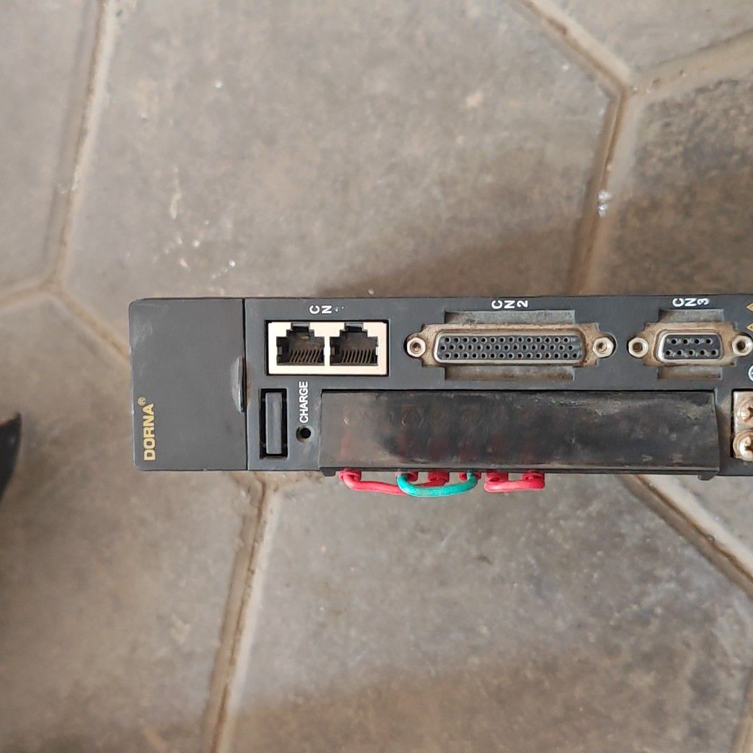 东菱伺服驱动器EPS-B2-0D40AA-A000 200-