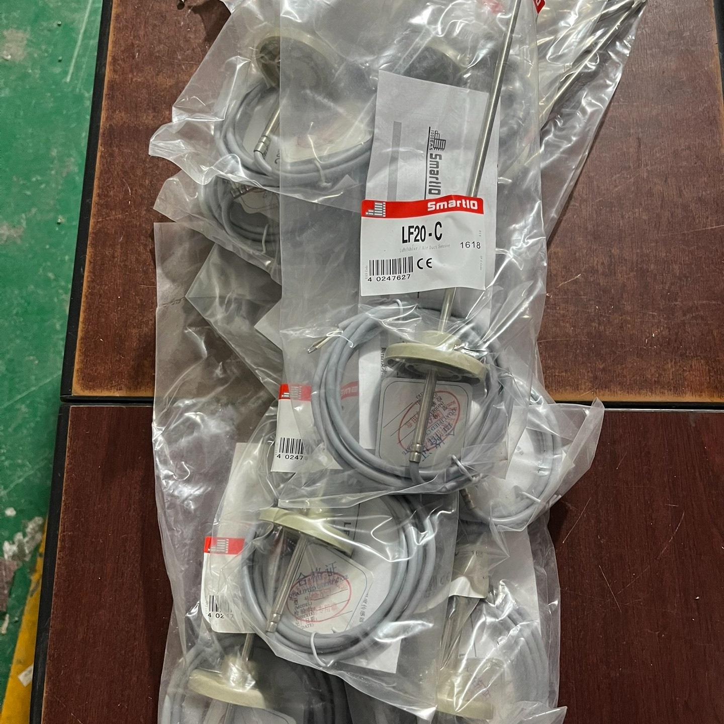 smartio LF20-C温度传感器 实物拍摄 一条的