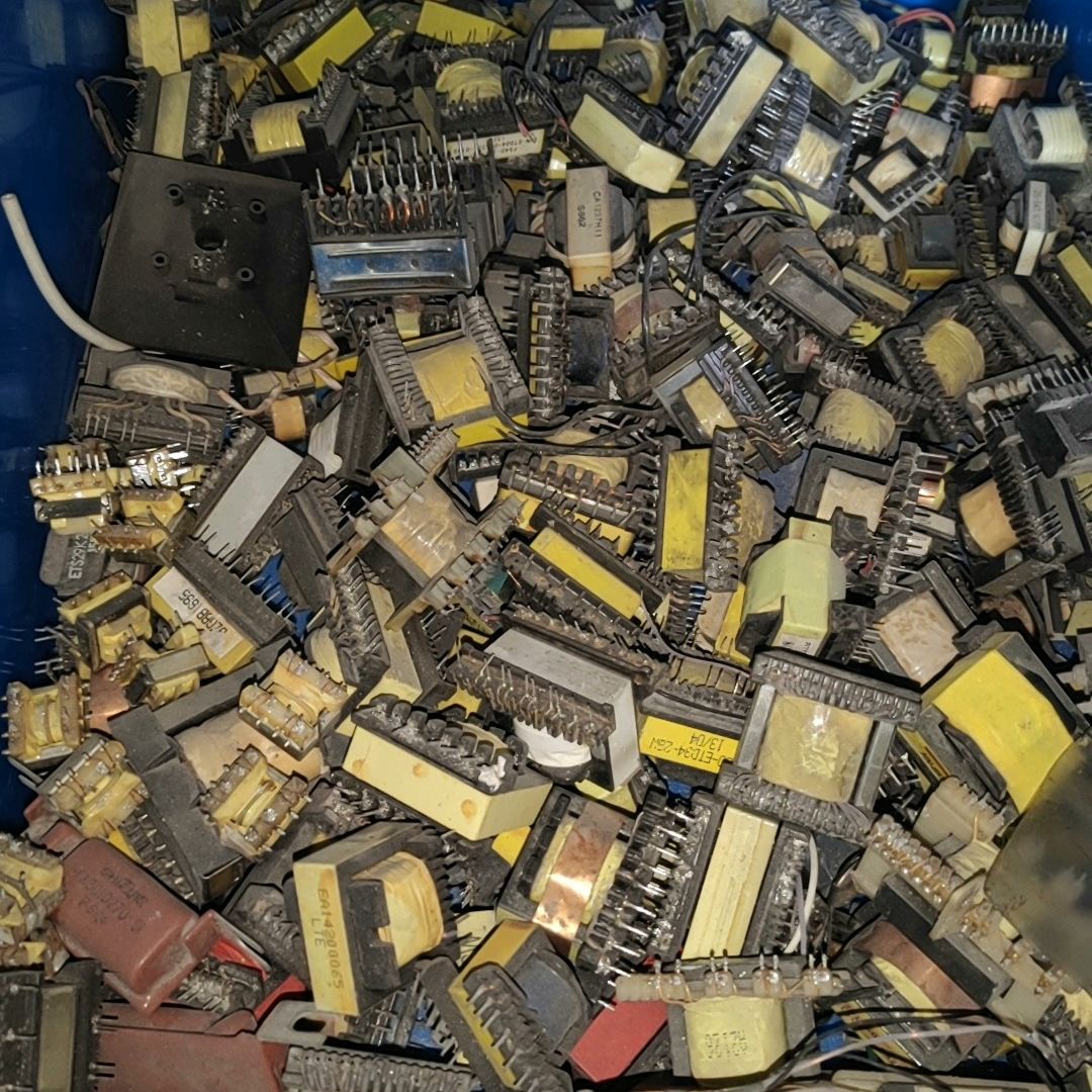 拆机国产变频器驱动变压器   安川  三