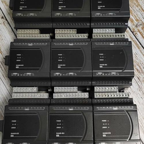 拆机台达模块   DVP04AD-E2  成色一般 功能包好