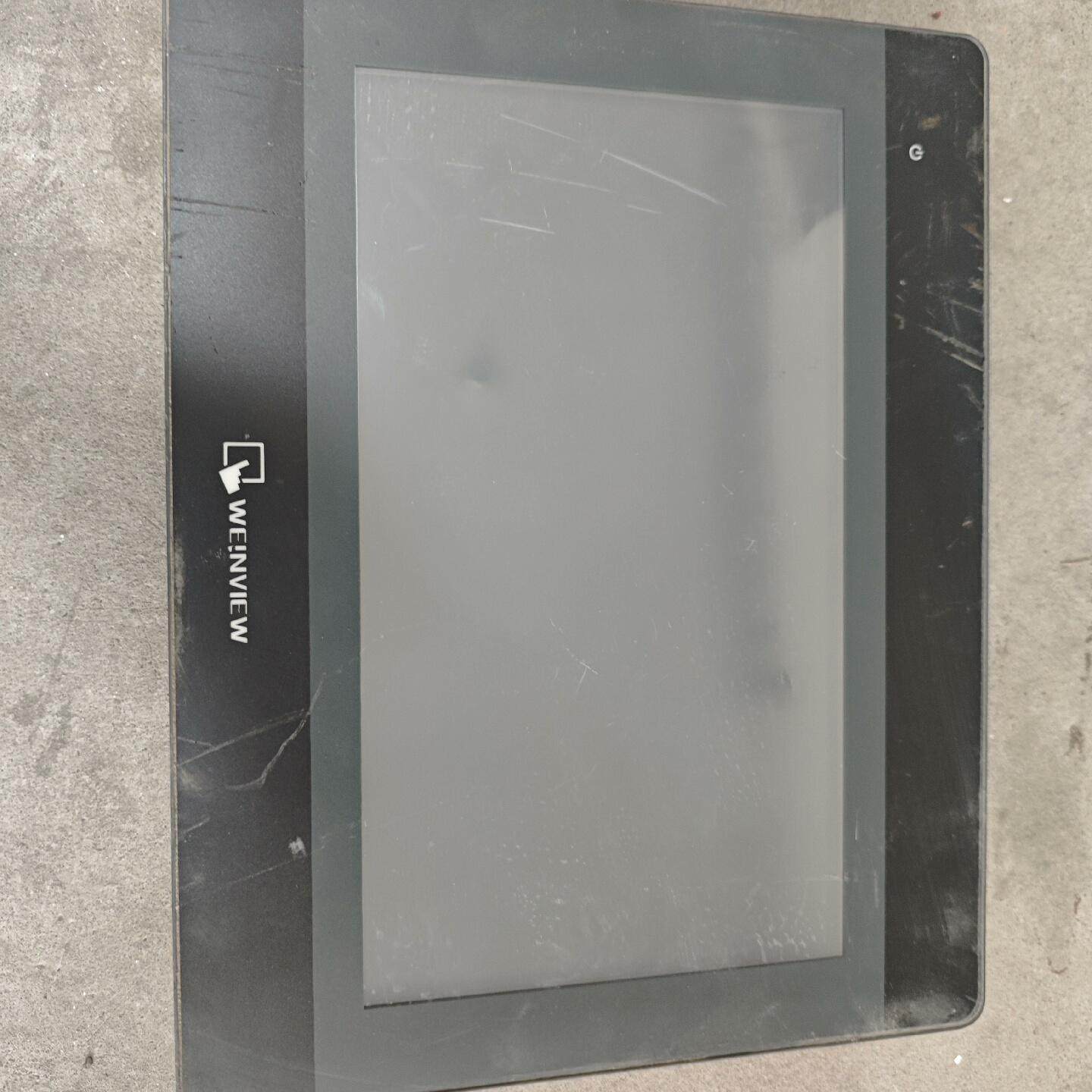 威伦触摸屏MT6103iP  成色如图功能正常 有需要私聊