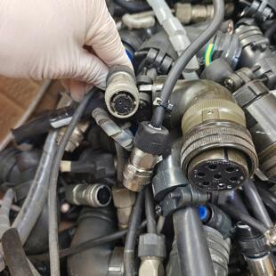 EC05-24-10SF电源 编码器 刹车插头 拆机件 询价