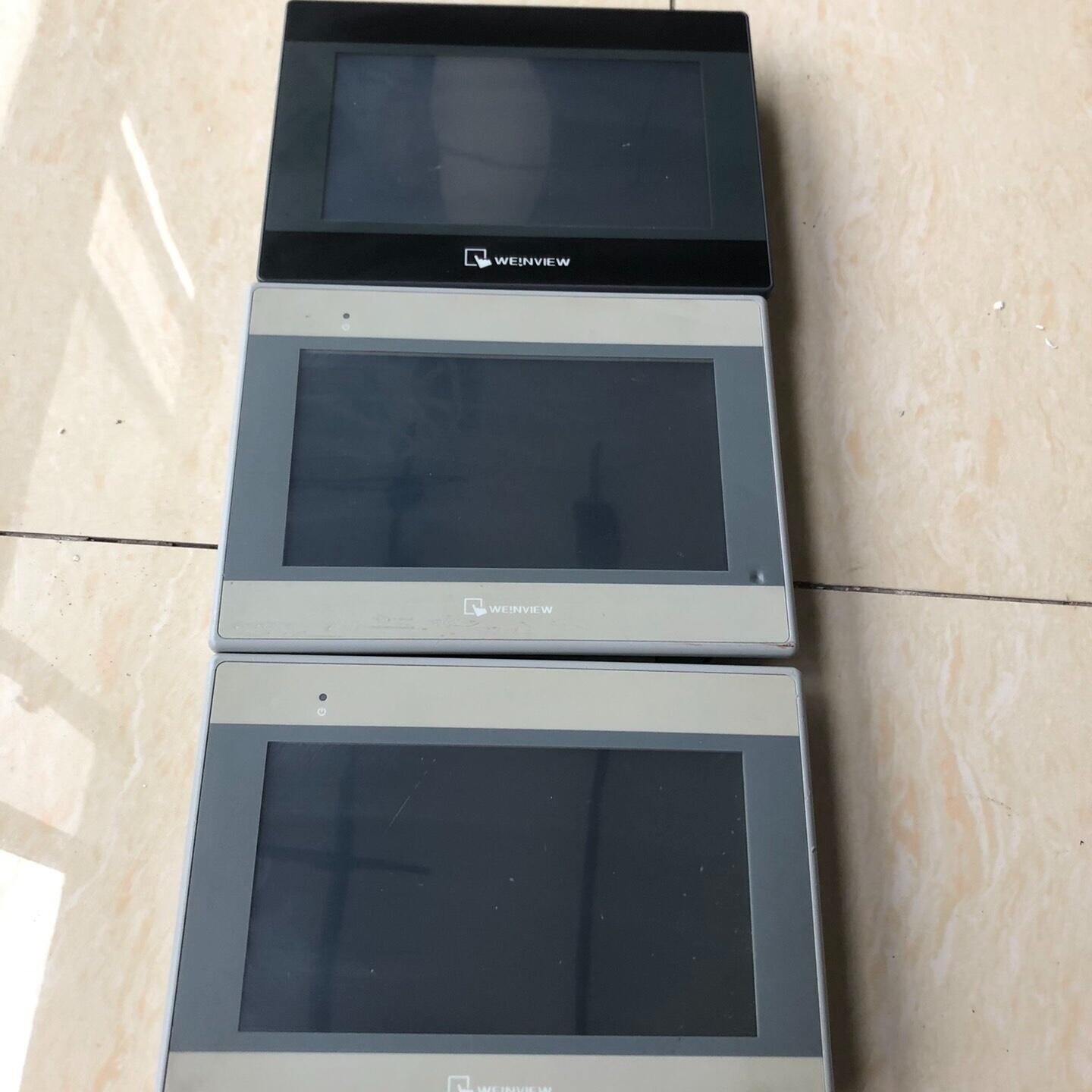 威纶通触摸屏MT6071iE 2台。TK6071iP 1台