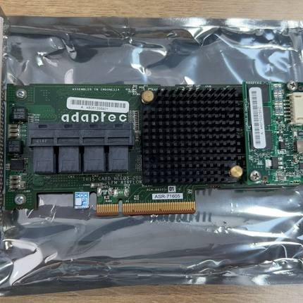 Adaptec ASR-71605 1G缓存 16口阵列