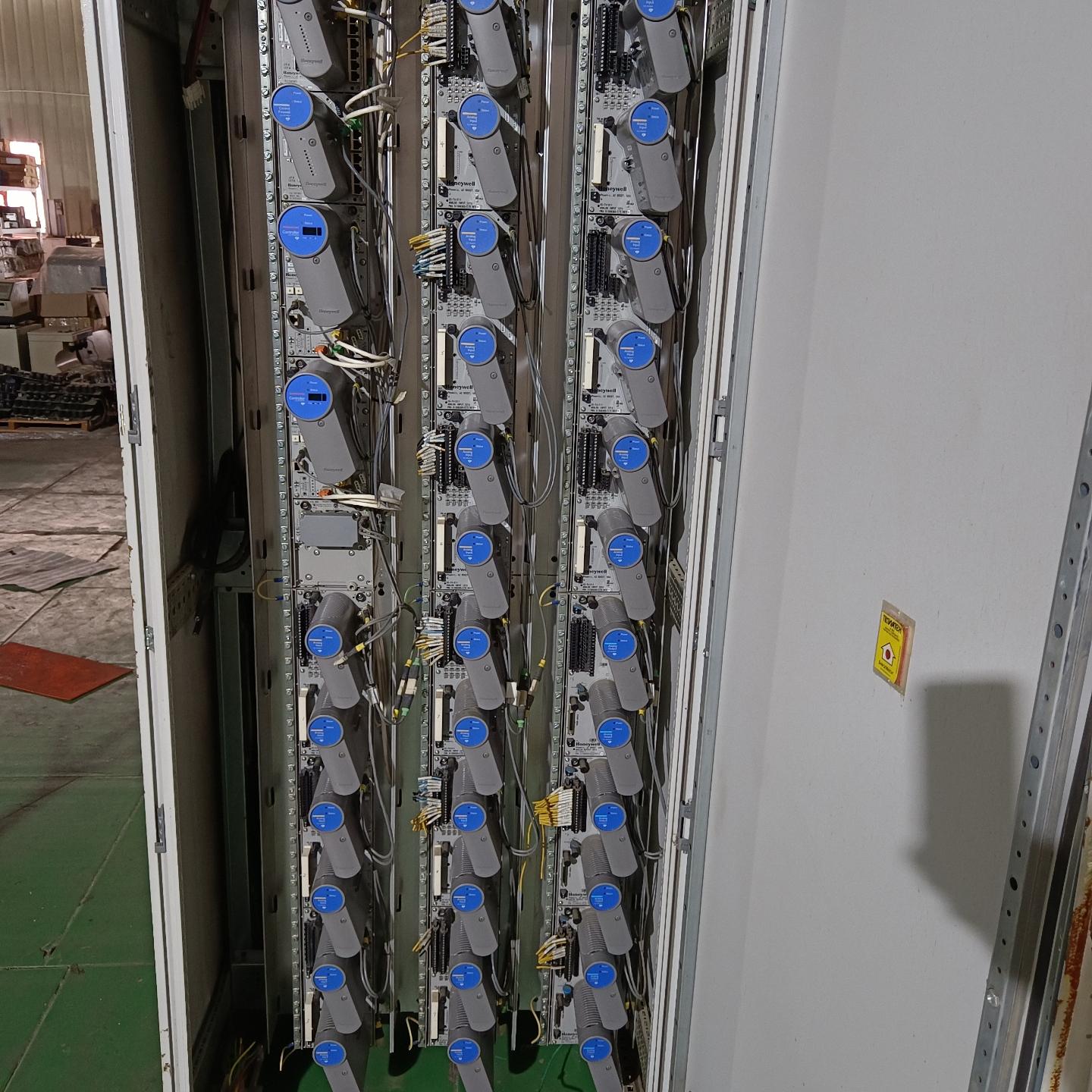 C300控制器CC-PCNT01 整柜拆机 型号51