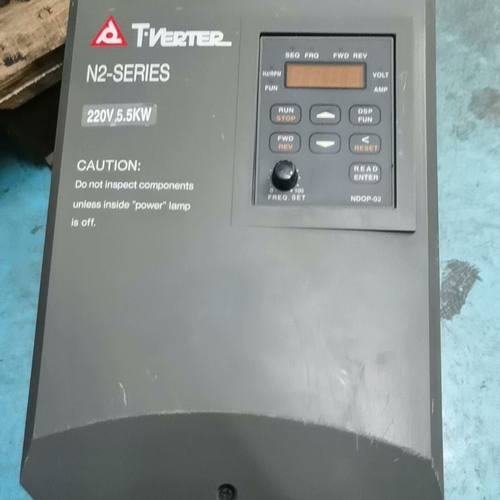 变频器N2-208-M3 5.5KW 220V