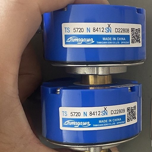 多摩川编码器TS5720N8412  实物拍摄
