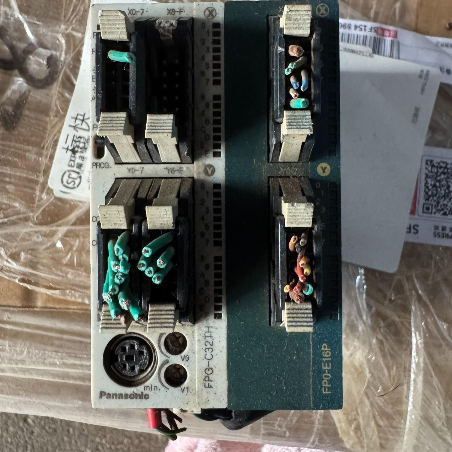 plc fpg-c32th fp0-e16p