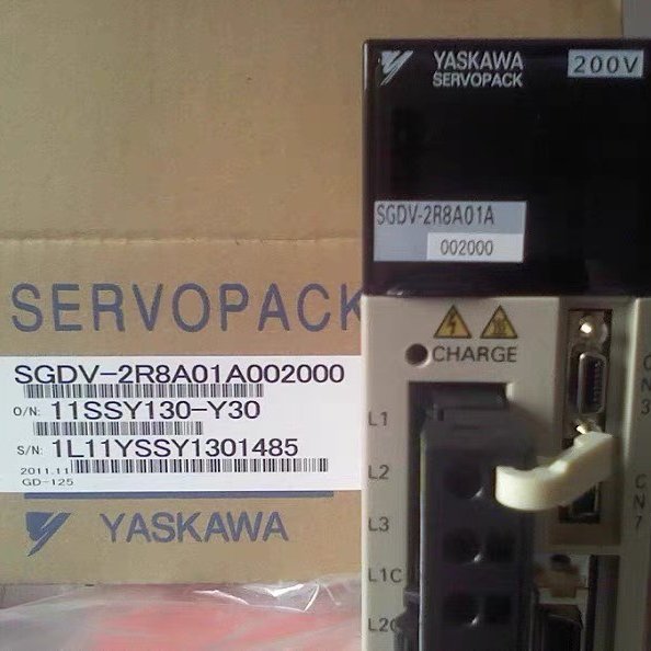 安川驱动器SGD7S-2R8A10A/5R5A00A/7R6