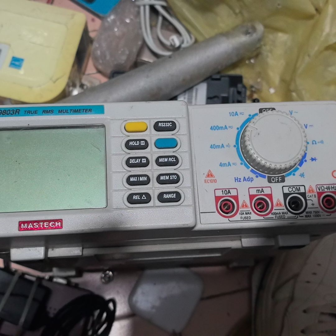 M9803数字万用表 前一直使用中。裸机 裸机