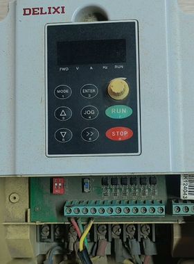 变频器CDI9100-SI2R2T2 拆机2.2K