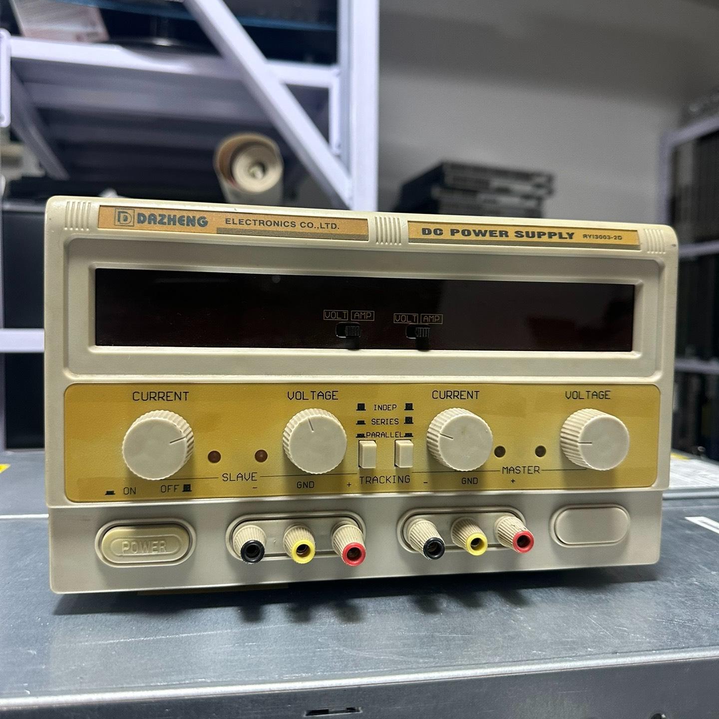 怡展RYI3003-2D双路直流稳压电源  0~30V 0~