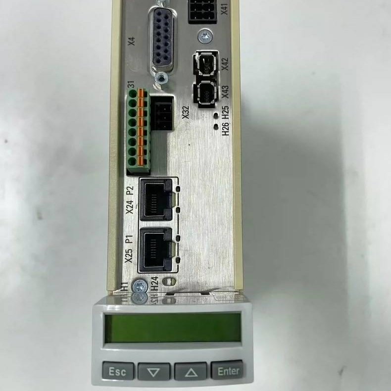 伺服驱动器拆机